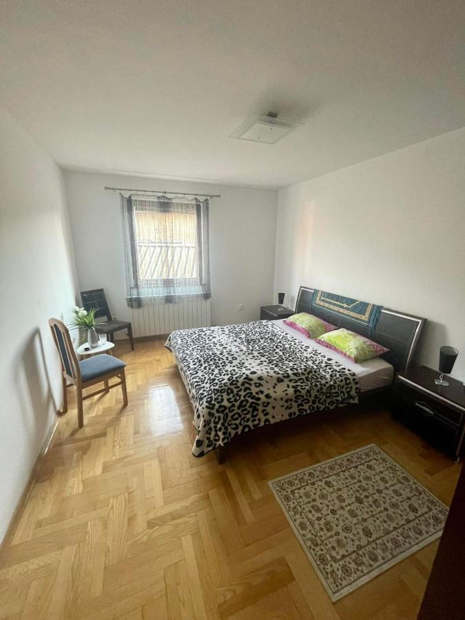 Apartman Centar SJJ Esterno foto